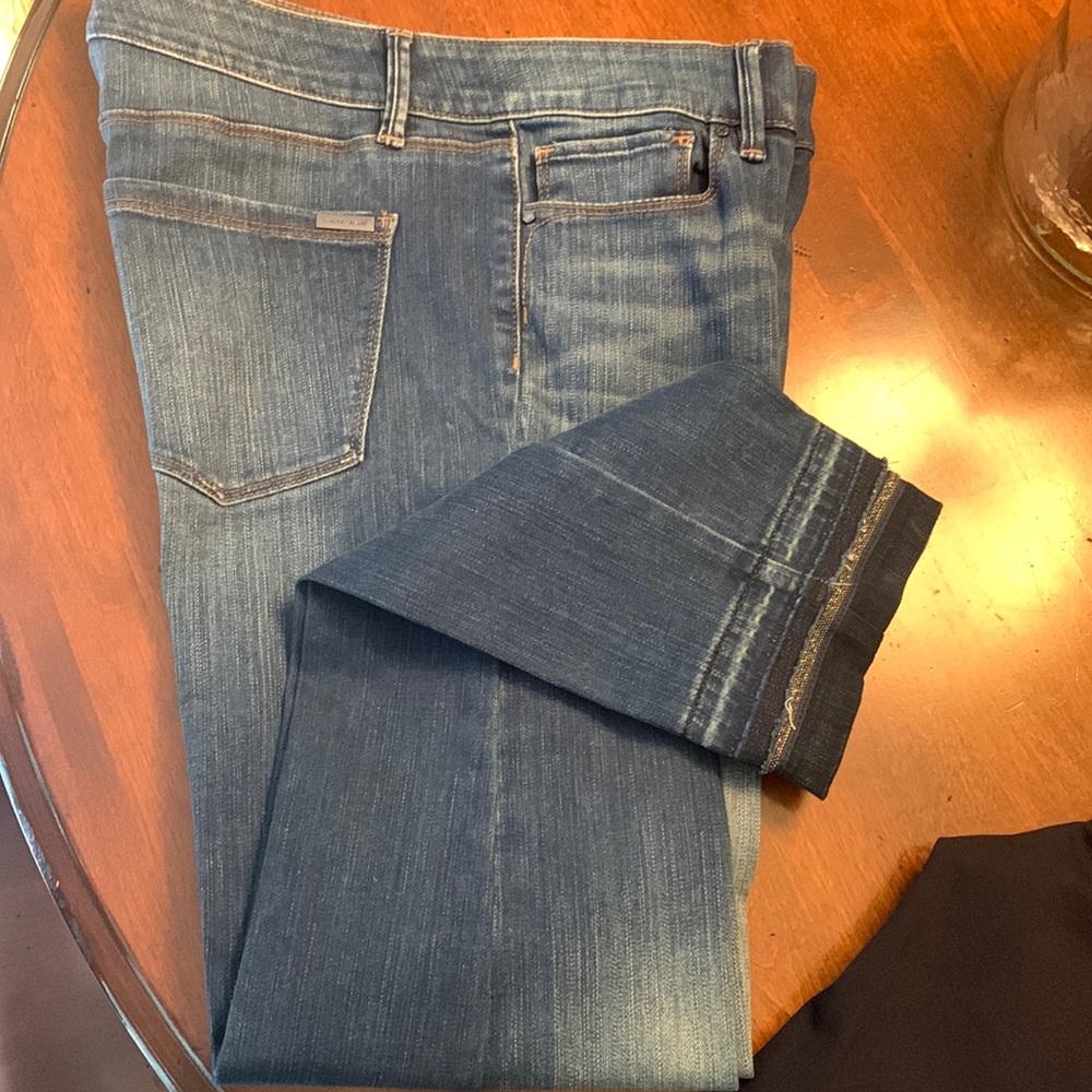 Womens jeans.  Never worn.